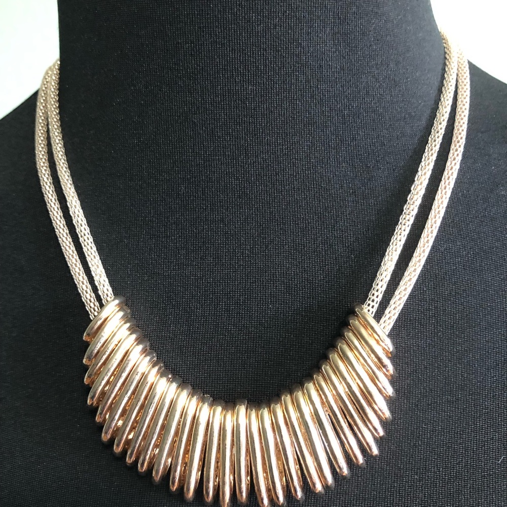 Goldtone and silver tone necklace